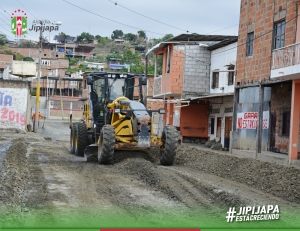 El Municipio de Jipijapa interviene en el mejoramiento de 8 tramos de calles